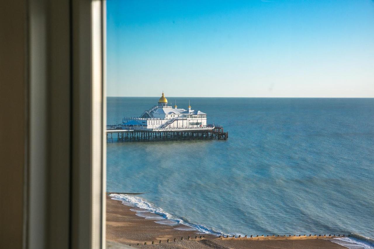 The Cumberland Hotel Eastbourne Exterior photo