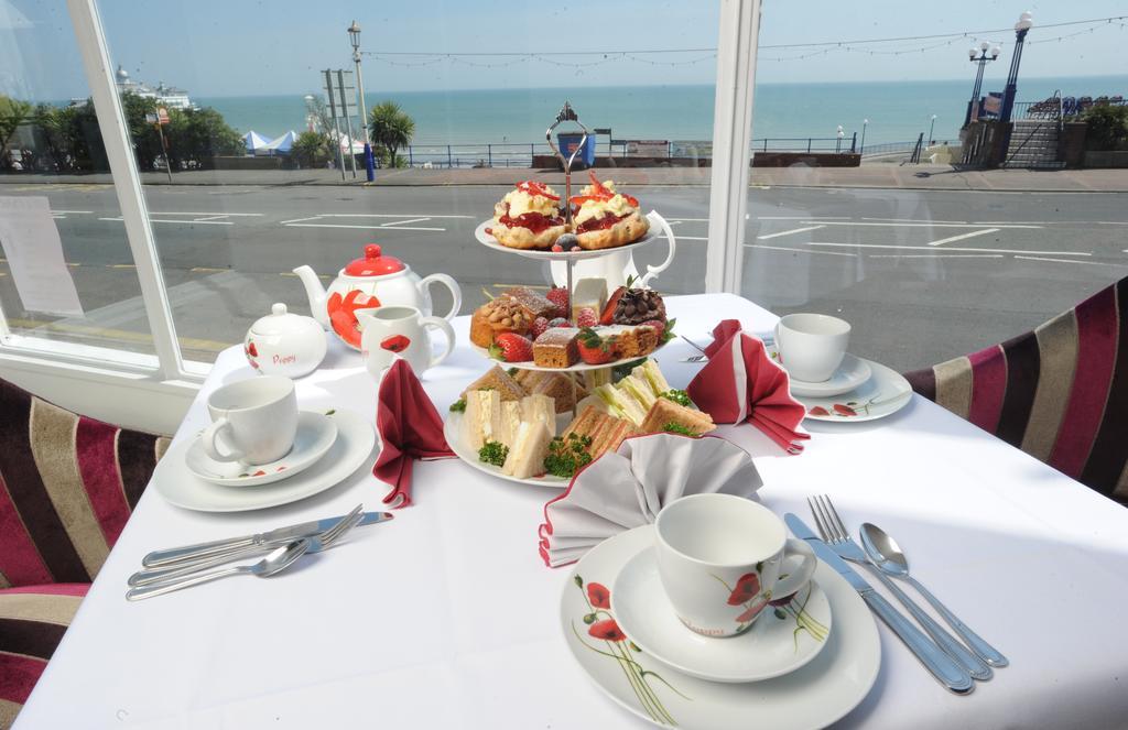 The Cumberland Hotel Eastbourne Exterior photo